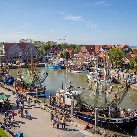 Hotel Plattbodenschiff Pandion Neuharlingersiel Exterior foto